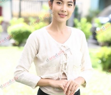 "เจมส์ มาร์ - ญาญ่า" นำทีมบวงสรวงกลิ่นกาสะลอง ณ ช่องสามหนองแขม