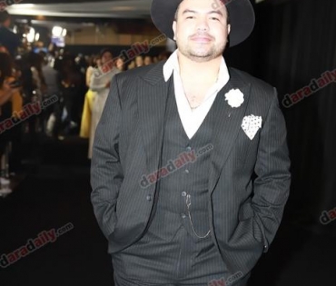 เหล่าดาราตบเท้าเดิน Black carpet งานประกาศรางวัล VibeWire Awards ครั้งที่ 8