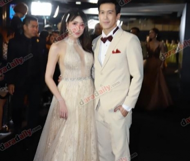 เหล่าดาราตบเท้าเดิน Black carpet งานประกาศรางวัล VibeWire Awards ครั้งที่ 8