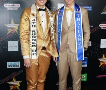 เหล่าดาราตบเท้าเดิน Black carpet งานประกาศรางวัล VibeWire Awards ครั้งที่ 8