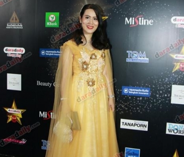 เหล่าดาราตบเท้าเดิน Black carpet งานประกาศรางวัล VibeWire Awards ครั้งที่ 8