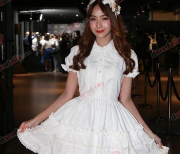 เหล่าดาราตบเท้าเดิน Black carpet งานประกาศรางวัล VibeWire Awards ครั้งที่ 8