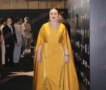 เหล่าดาราตบเท้าเดิน Black carpet งานประกาศรางวัล VibeWire Awards ครั้งที่ 8