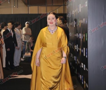 เหล่าดาราตบเท้าเดิน Black carpet งานประกาศรางวัล VibeWire Awards ครั้งที่ 8