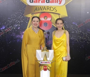 เหล่าดาราตบเท้าเดิน Black carpet งานประกาศรางวัล VibeWire Awards ครั้งที่ 8