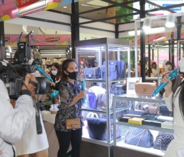  บรรยากาศงาน “แบรนด์เนมมือสอง ช้อปของดารา Season 2” วันที่ 13 พ.ค. 65