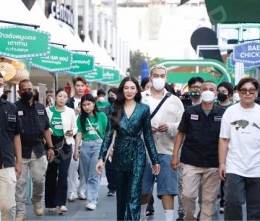 บรรยากาศงาน "วินทุกเกมกินทั่วไทย เฉพาะที่ Grab" นำโดย เบลล่า ราณี, เจมีไนน์ โฟร์ท