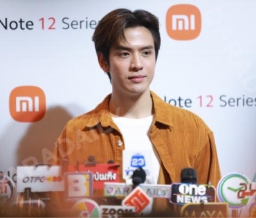 เติมชีวิตให้มีสีสันไปกับ “ฟิล์ม ธนภัทร” ในงานเปิดตัว Redmi Note 12 Series