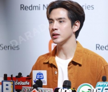 เติมชีวิตให้มีสีสันไปกับ “ฟิล์ม ธนภัทร” ในงานเปิดตัว Redmi Note 12 Series