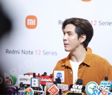 เติมชีวิตให้มีสีสันไปกับ “ฟิล์ม ธนภัทร” ในงานเปิดตัว Redmi Note 12 Series