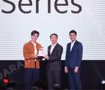 เติมชีวิตให้มีสีสันไปกับ “ฟิล์ม ธนภัทร” ในงานเปิดตัว Redmi Note 12 Series