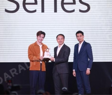 เติมชีวิตให้มีสีสันไปกับ “ฟิล์ม ธนภัทร” ในงานเปิดตัว Redmi Note 12 Series