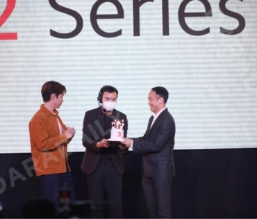 เติมชีวิตให้มีสีสันไปกับ “ฟิล์ม ธนภัทร” ในงานเปิดตัว Redmi Note 12 Series
