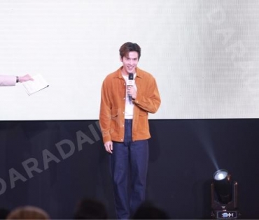 เติมชีวิตให้มีสีสันไปกับ “ฟิล์ม ธนภัทร” ในงานเปิดตัว Redmi Note 12 Series