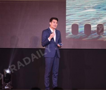 เติมชีวิตให้มีสีสันไปกับ “ฟิล์ม ธนภัทร” ในงานเปิดตัว Redmi Note 12 Series