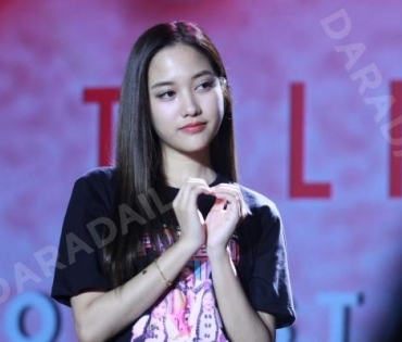 แถลงข่าว “ฟรีน สโรชา” แฟนมีตติ้งเดี่ยวในงาน “SAROCHA SOLO STAGE BIRTHDAY FAN MEETING”