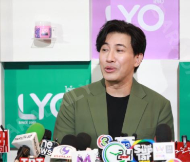 งานแชมพูสมุนไพร ไลโอ พร้อมเปิดตัวพรีเซ็นเตอร์คนล่าสุด “หนุ่ม กรรชัย” และ “แอน ทองประสม”