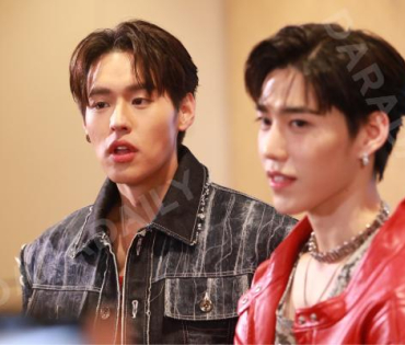 ร่วมสัมภาษณ์พิเศษ "บิวกิ้น พุฒิพงศ์" และ "พีพี กฤษฏ์" ในงาน Billkin & PP Krit Double Trouble Concert