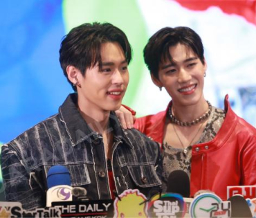 ร่วมสัมภาษณ์พิเศษ "บิวกิ้น พุฒิพงศ์" และ "พีพี กฤษฏ์" ในงาน Billkin & PP Krit Double Trouble Concert