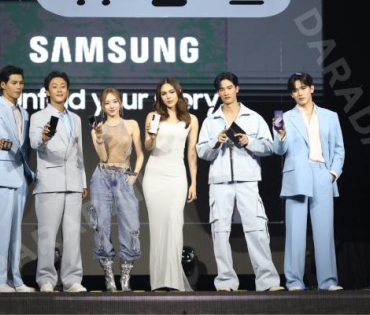 งานเปิดตัว The new Galaxy พบ "ชมพู่ อารยา, พี่จอง - คัลแลน, เต ตะวัน - นิว ฐิติภูมิ"