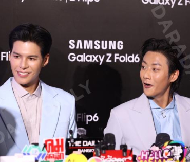งานเปิดตัว The new Galaxy พบ "ชมพู่ อารยา, พี่จอง - คัลแลน, เต ตะวัน - นิว ฐิติภูมิ"