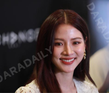 ภาพบรรยากาศบวงสรวงละคร "ทองประกายแสด" พบ ใบเฟิร์น พิมพ์ชนก