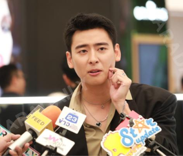 งานเปิดตัวโฉมใหม่ The New Beauty Galerie พบ "วาววา ณิชชา,หลุยส์ สก็อต"