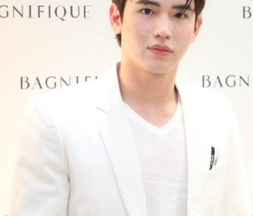 งาน BAGNIFIQUE BRANDNAME BOUTIQUE OPENING พบ "แพท ณปภา, นิกกี้ ณฉัตร"