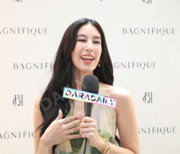 งาน BAGNIFIQUE BRANDNAME BOUTIQUE OPENING พบ "แพท ณปภา, นิกกี้ ณฉัตร"