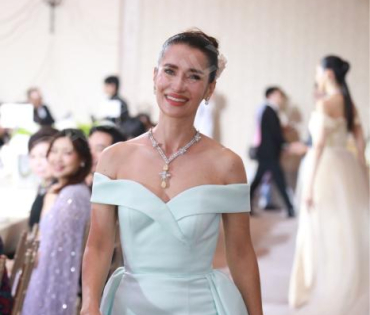 งาน “BEAUTY GEMS 60th  Anniversary High Jewelry" พบ  "แอน ทองประสม, แอฟ ทักษอร, นนกุล ชานน"
