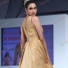 เหล่าดาราชื่อดัง ร่วมเดินแฟชั่นโชว์ในชุดไทย
