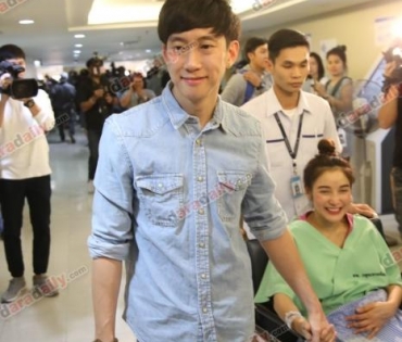 "แพท" ควง "เบนซ์" แถลงข่าวหลังคลอดลูก