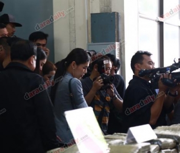  "แพท ณปภา" เข้าพบตำรวจกรณี เอี่ยว "เบนซ์ เรซซิ่ง" คดีฟอกเงิน