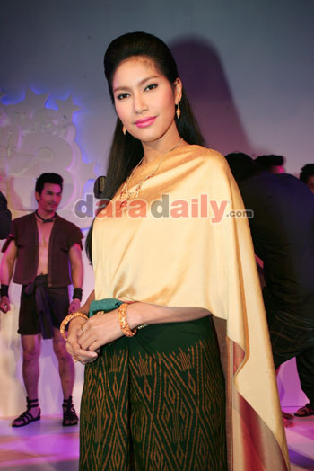 “เบนซ์” รับ..เคยสัญญา “มิค” ได้ยศร้อยเอก คิดแต่งงาน