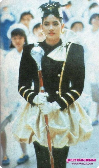 นักกิจกรรม สาวสวย ดรัมเมเยอร์ บันเทิง ดารา นักแสดง ฉายแววดัง ตัวแทนโรงเรียน