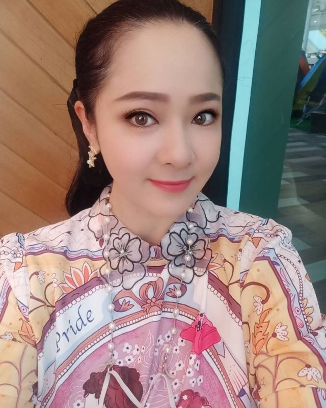 เมจิ คัคกิ่งรักส์