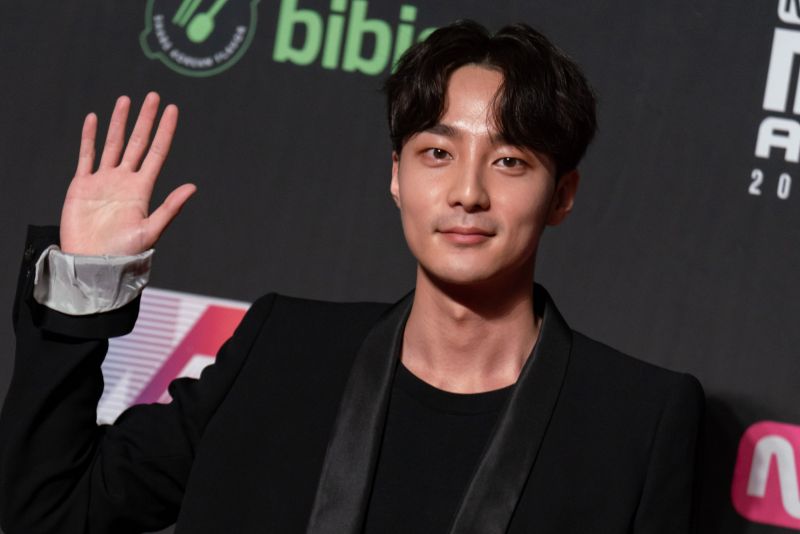 Roy Kim ซิงเกิลท้าย เกณฑ์ทหาร ไอดอลเกาหลี Roy Kim ซิงเกิลท้าย เกณฑ์ทหาร ไอดอลเกาหลี