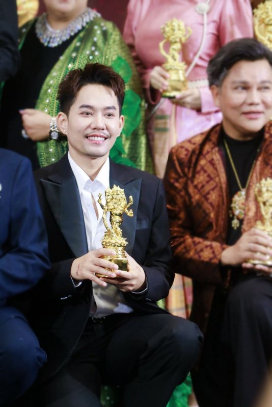 เอส ปราชญา ลูกกตัญญู เอส ปราชญา ลูกกตัญญู