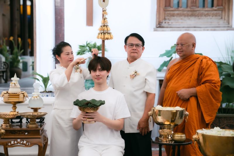 เบนซ์อเลิ๊ต