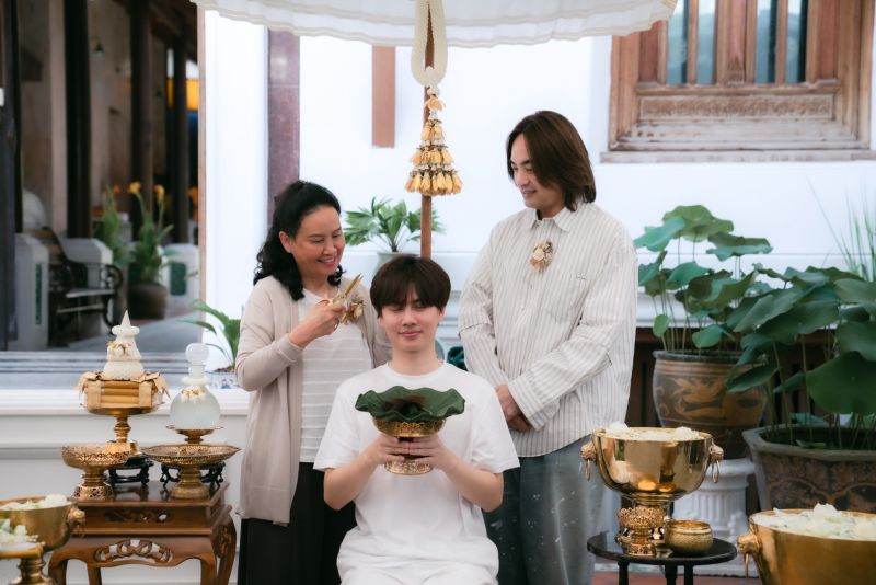 เบนซ์อเลิ๊ต