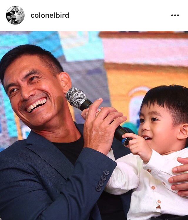 ผู้พันเบิร์ด คนบันเทิง ชื่อ นก ดารา นักร้อง ศิลปิน