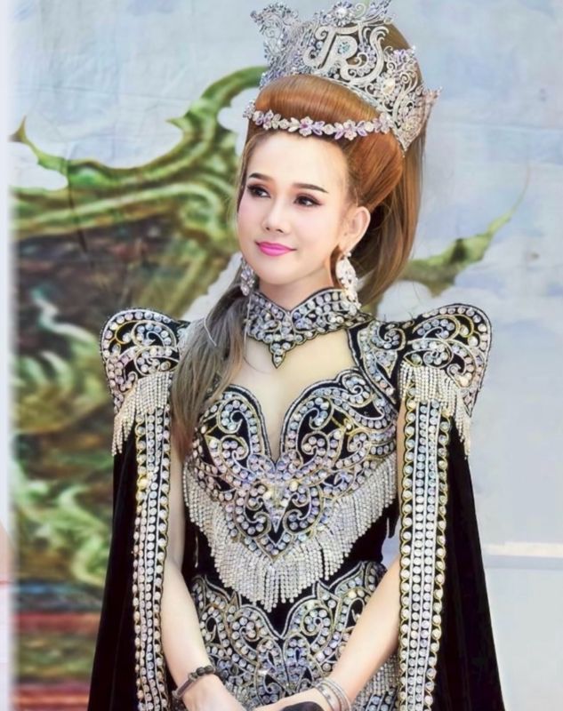 จิ้งหรีดขาว