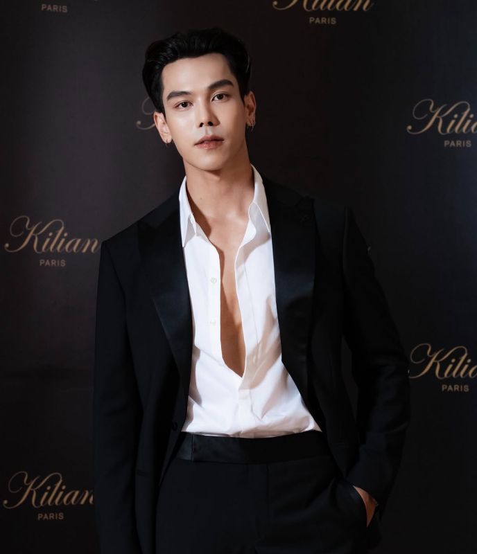 ตรี ภรภัทร