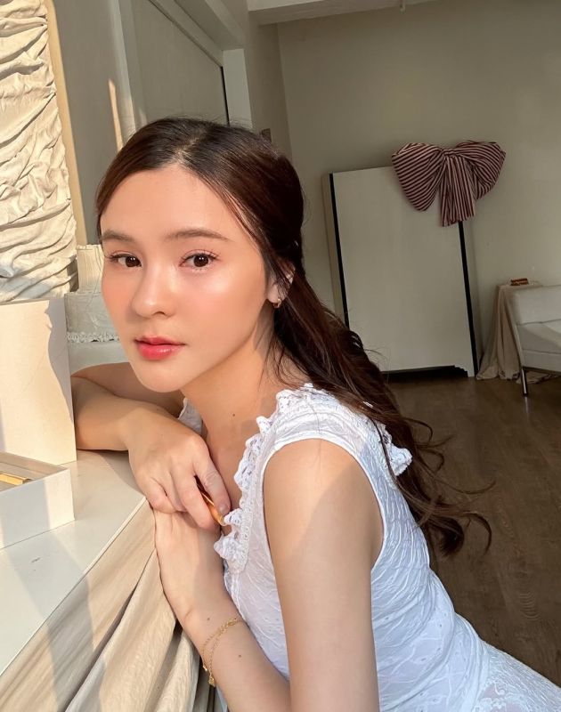 ออม สุชาร์