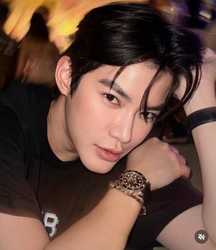 ออม สุชาร์