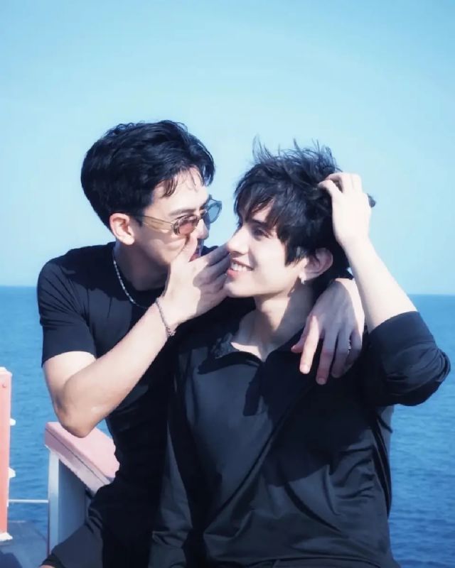 เต้ย พงศกร เต้ย พงศกร