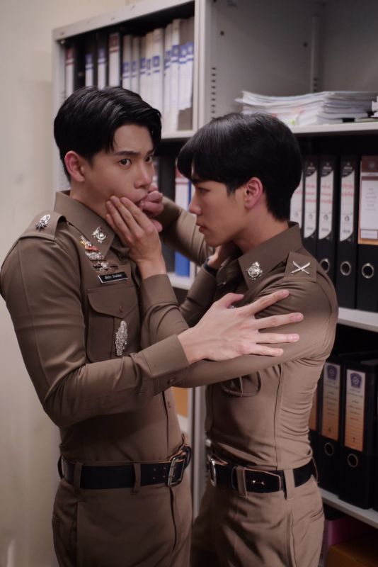 วอร์ วนรัตน์