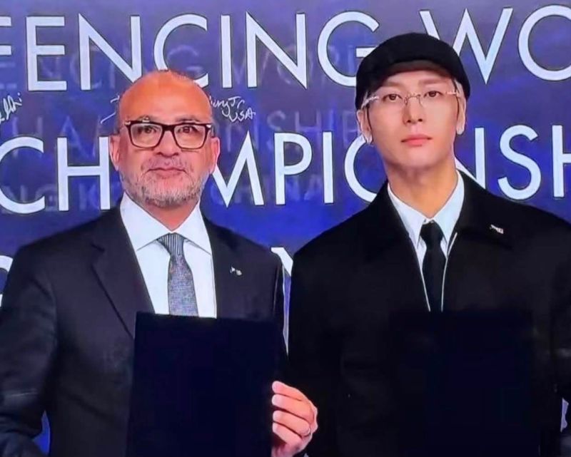 แจ็คสันหวัง JacksonWang FEI