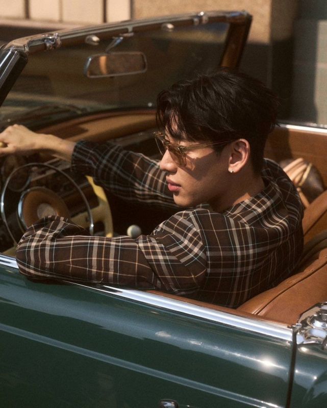 แบมแบม BamBam Louis Vuitton แบมแบม BamBam Louis Vuitton