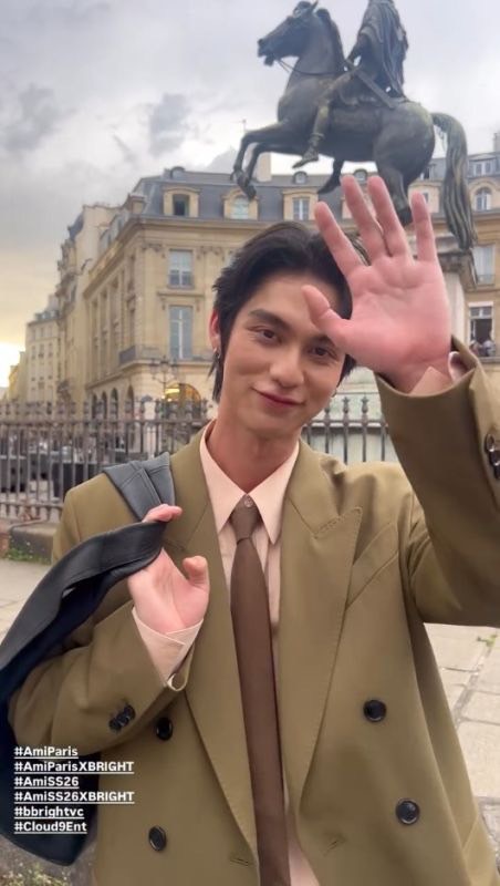 ไบร์ท วชิรวิชญ์ AMI PARIS